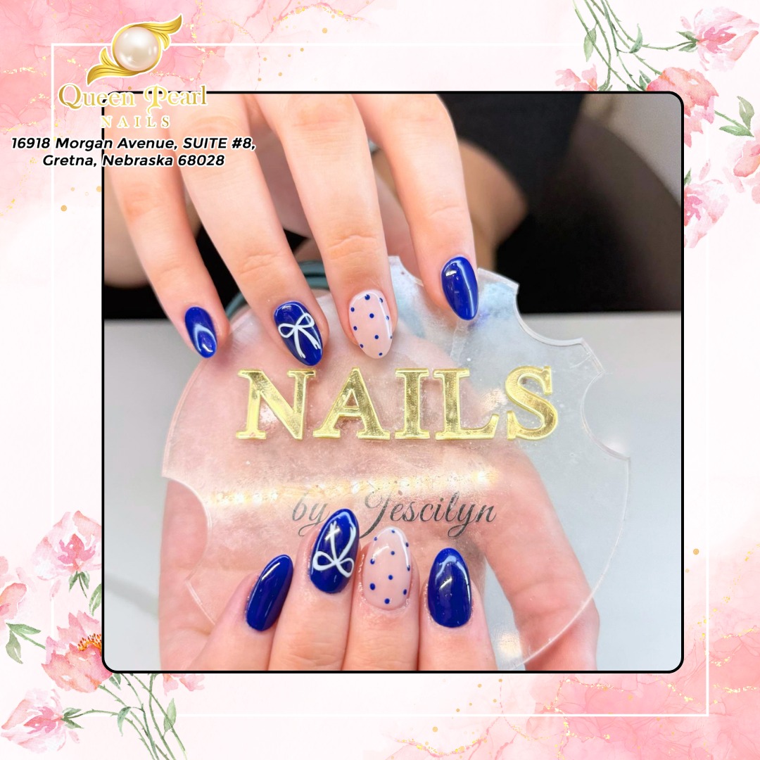 Queen Pearl Nails